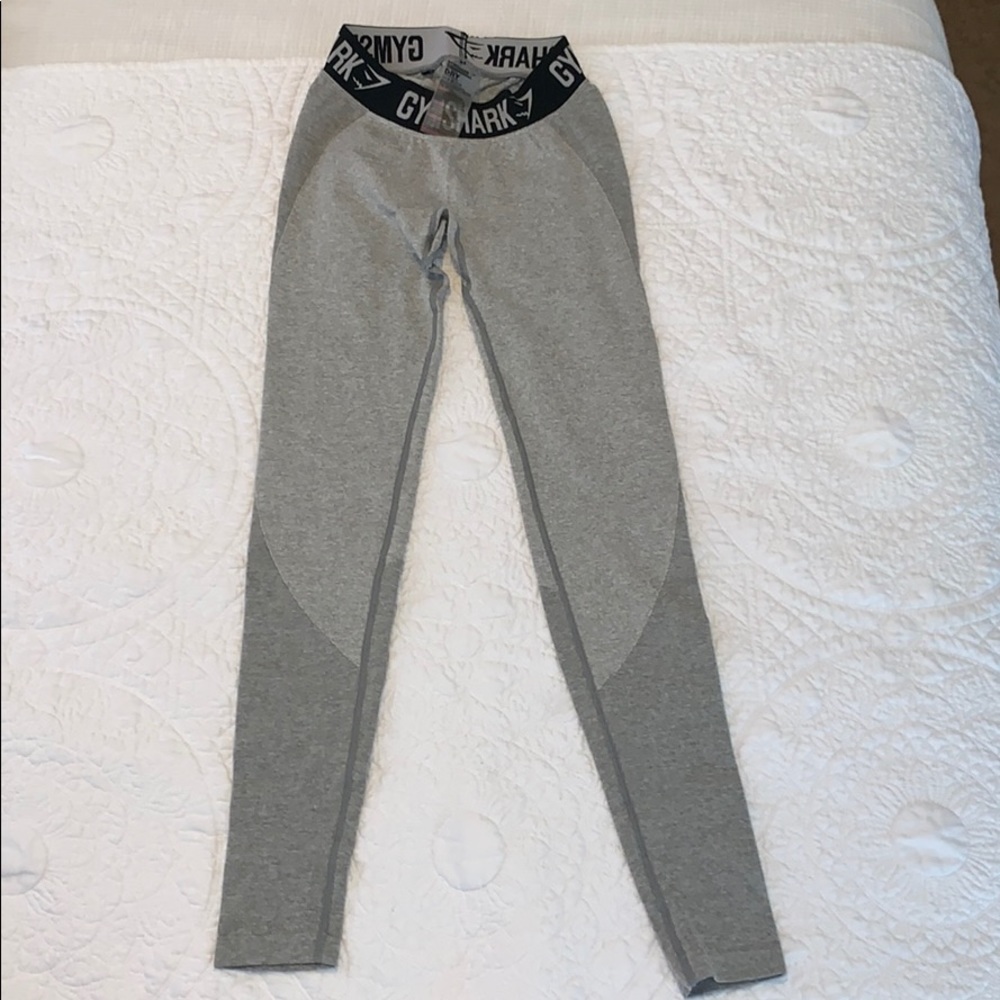 Light grey flex gymshark leggings